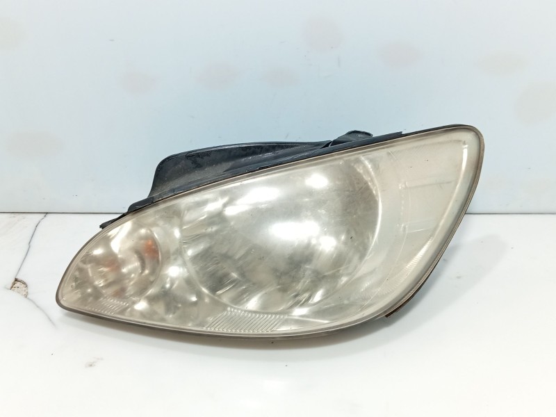 Recambio de faro izquierdo para hyundai getz (tb) 1.1 referencia OEM IAM 921011C030  