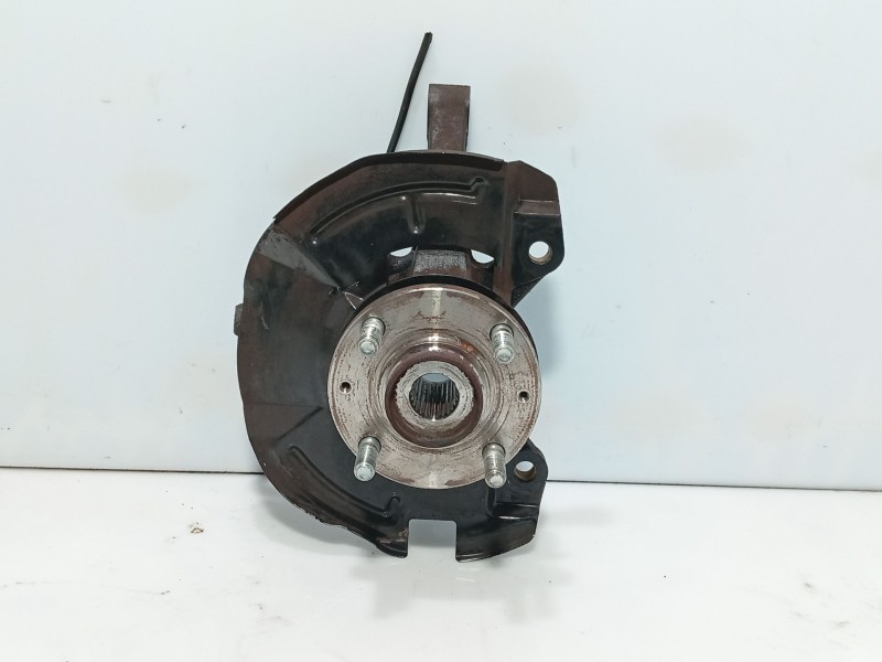 Recambio de mangueta delantera derecha para hyundai getz (tb) 1.1 referencia OEM IAM 517161C110  