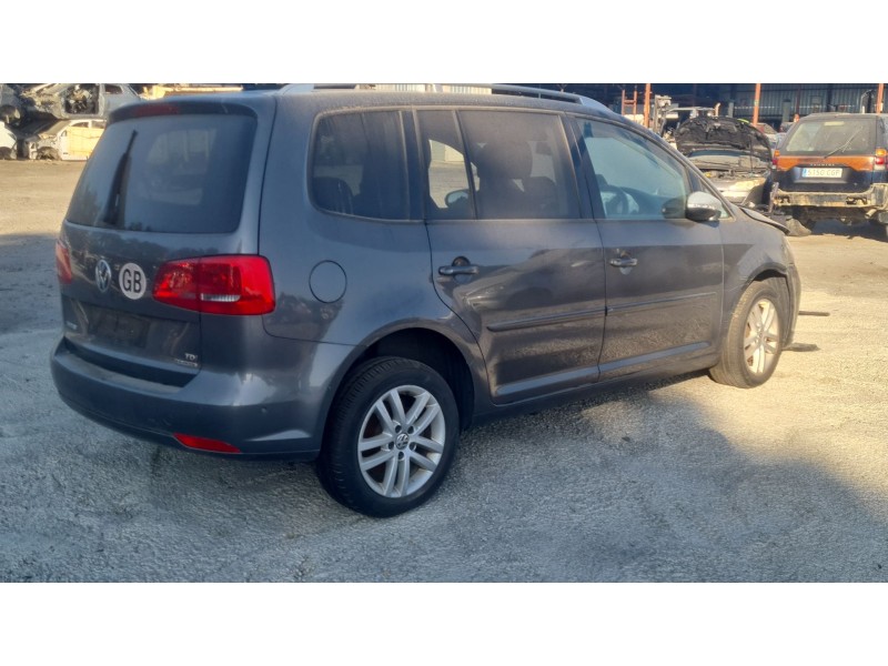 volkswagen touran (1t3) del año 2010