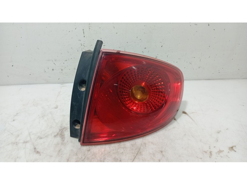 Recambio de piloto trasero derecho para seat altea (5p1) 2.0 tdi 16v referencia OEM IAM 5P0945112B9B9  