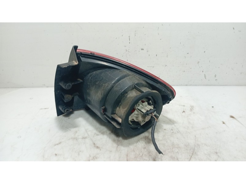 Recambio de piloto trasero izquierdo para seat altea (5p1) 2.0 tdi 16v referencia OEM IAM 5P0945111B9B9  
