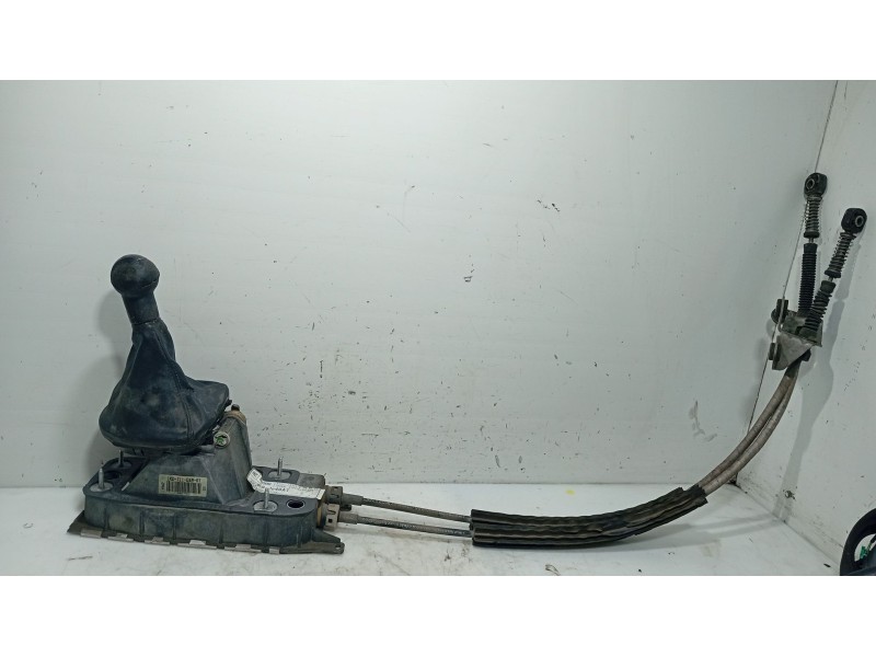 Recambio de palanca cambio para seat altea (5p1) 2.0 tdi 16v referencia OEM IAM 1K0711061A / 1K0711112  