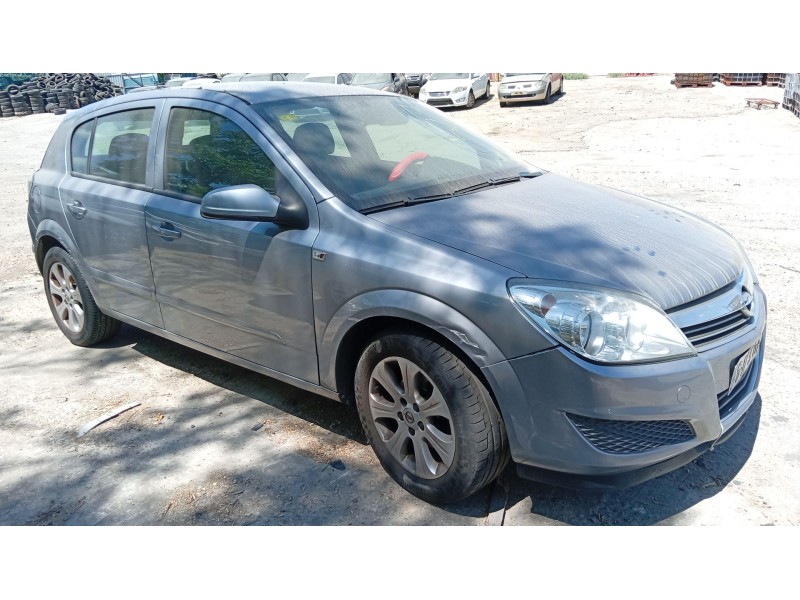 opel astra h gtc (a04) del año 2008