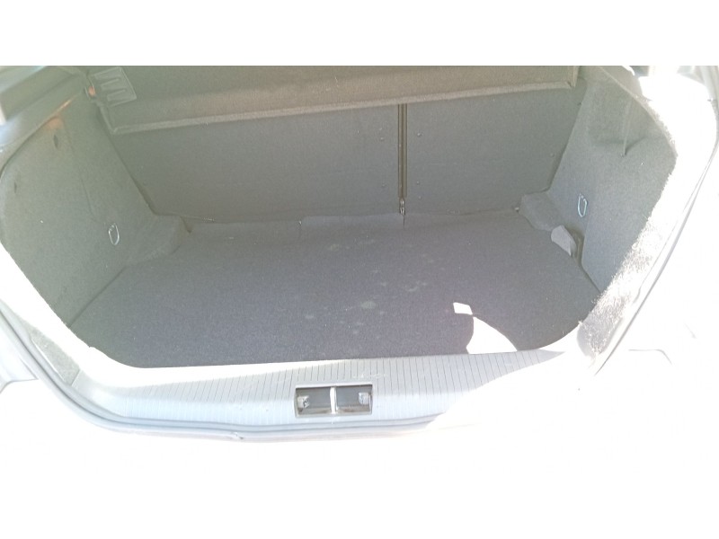 opel astra h gtc (a04) del año 2008