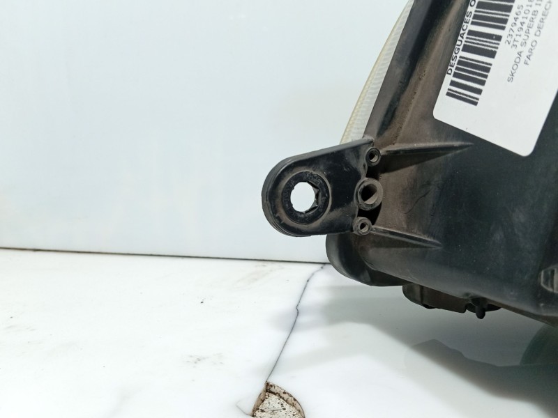 Recambio de faro derecho para skoda superb ii (3t4) 2.0 tdi referencia OEM IAM 3T1941016  1EL24704702