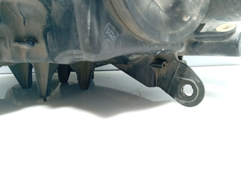Recambio de faro derecho para skoda superb ii (3t4) 2.0 tdi referencia OEM IAM 3T1941016  1EL24704702