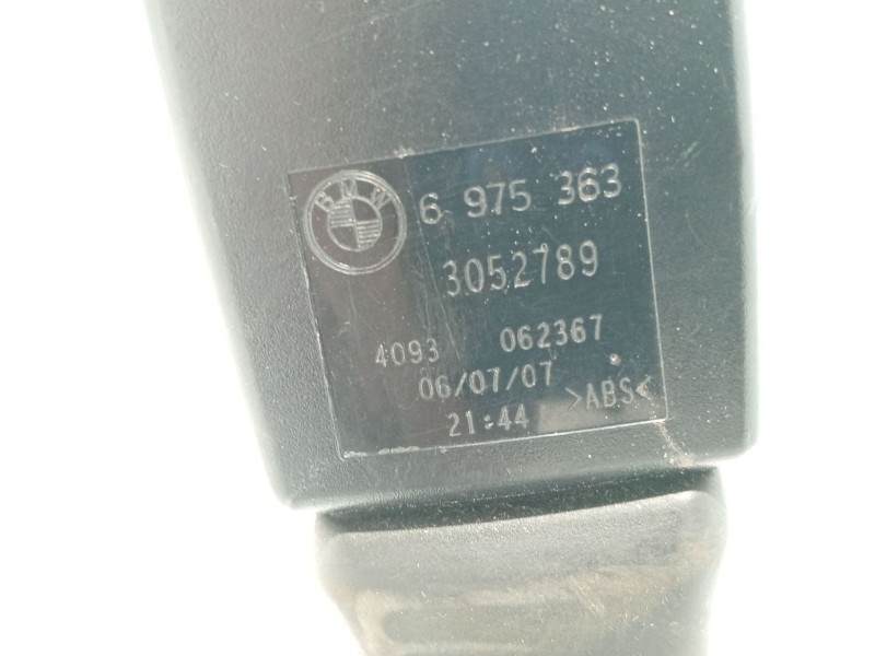 Recambio de anclaje cinturon trasero izquierdo para bmw 3 (e90) 318 d referencia OEM IAM   