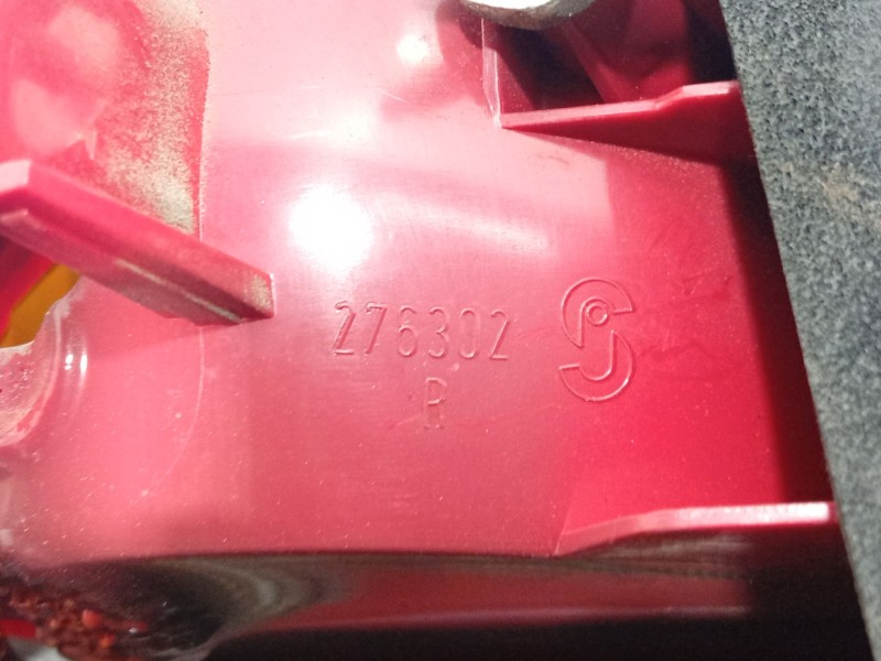Recambio de piloto trasero derecho para bmw 3 (e90) 318 d referencia OEM IAM 63216937458  