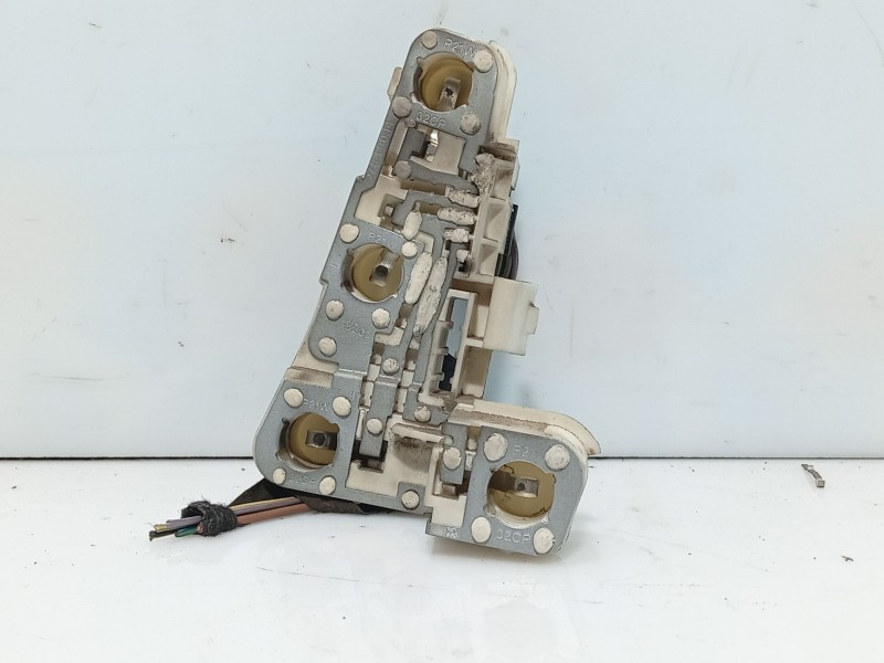 Recambio de portalamparas para bmw 3 (e90) 318 d referencia OEM IAM   