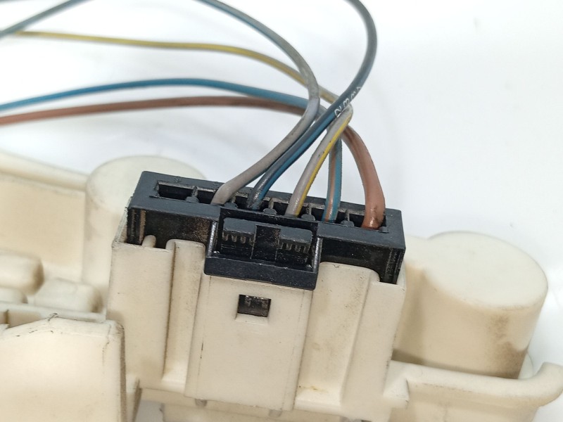 Recambio de portalamparas para bmw 3 (e90) 318 d referencia OEM IAM   