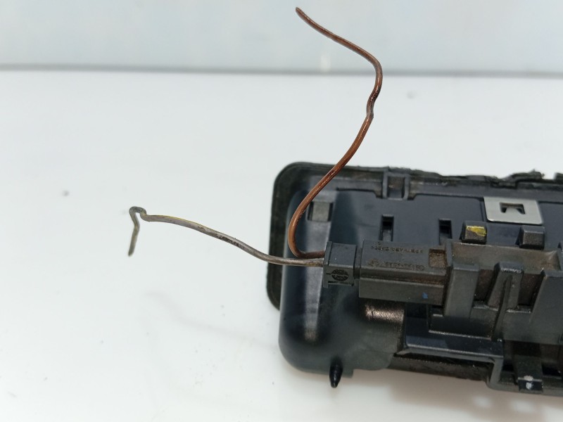 Recambio de maneta exterior porton para bmw 3 (e90) 318 d referencia OEM IAM   