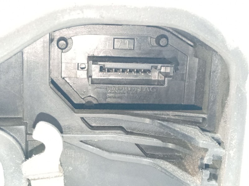 Recambio de cerradura puerta trasera izquierda para bmw 3 (e90) 318 d referencia OEM IAM 51227202147  