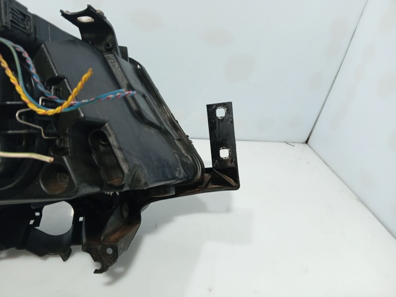 Recambio de faro izquierdo para bmw 3 (e90) 318 d referencia OEM IAM 63116942721  