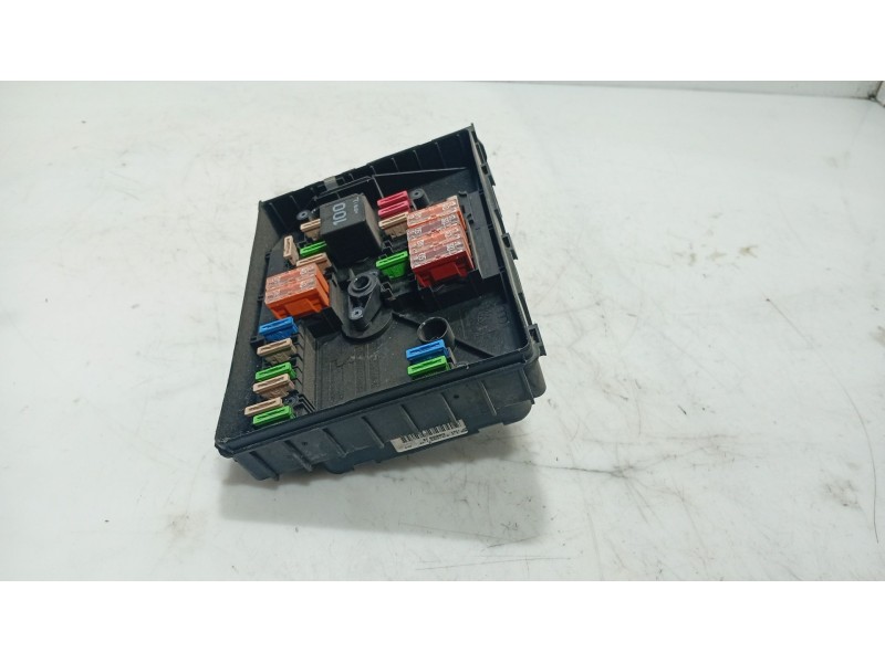 Recambio de caja reles / fusibles para seat altea (5p1) 2.0 tdi 16v referencia OEM IAM 1K0937124H  