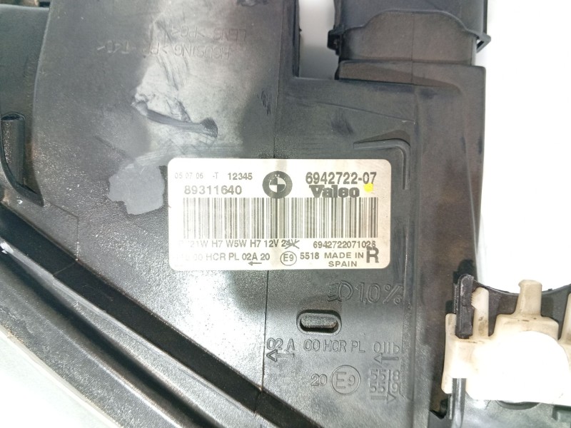 Recambio de faro derecho para bmw 3 (e90) 318 d referencia OEM IAM 63116942722  