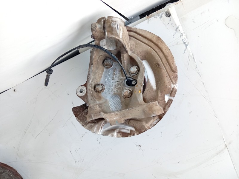 Recambio de mangueta delantera izquierda para bmw 3 (e90) 318 d referencia OEM IAM 31216793923  