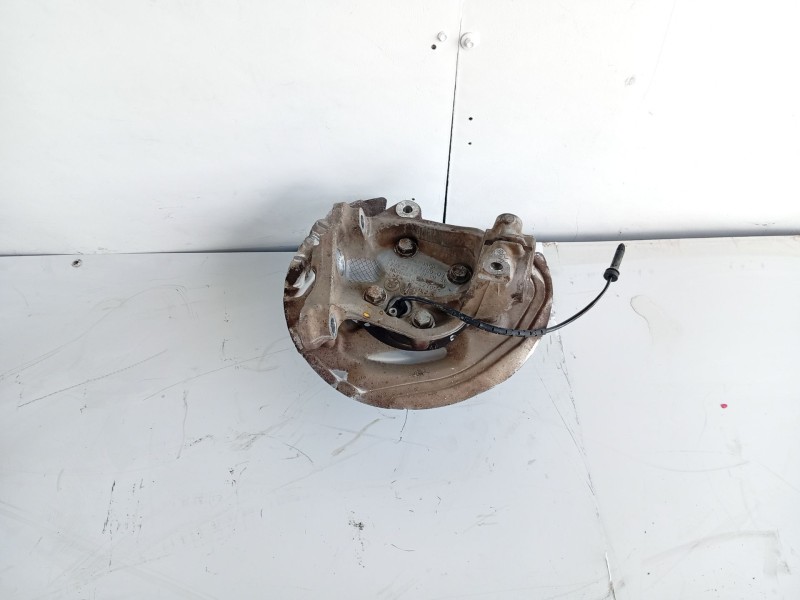 Recambio de mangueta delantera izquierda para bmw 3 (e90) 318 d referencia OEM IAM 31216793923  