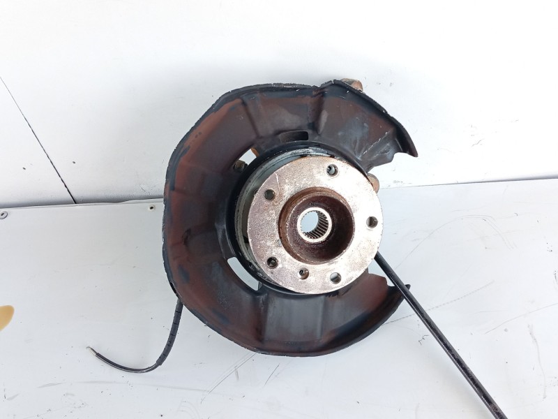 Recambio de mangueta trasera izquierda para bmw 3 (e90) 318 d referencia OEM IAM 33326774809  