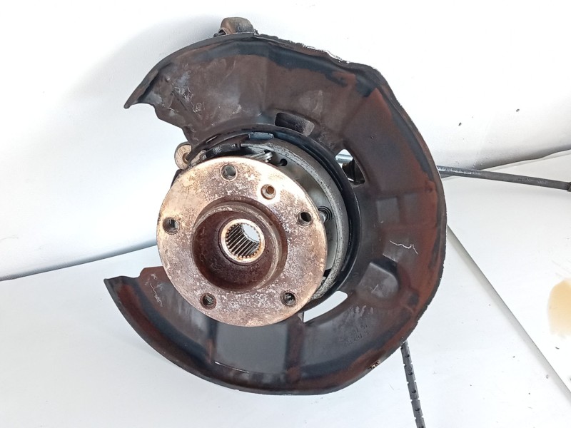 Recambio de mangueta trasera derecha para bmw 3 (e90) 318 d referencia OEM IAM 33326774810  