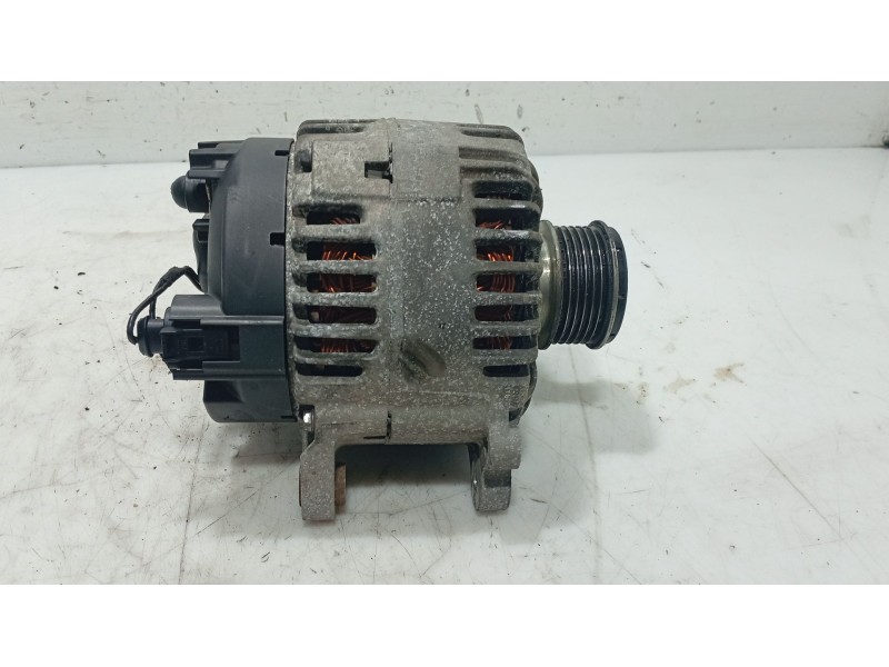 Recambio de alternador para seat altea (5p1) 2.0 tdi 16v referencia OEM IAM 06F903023F / 06F903023FX  