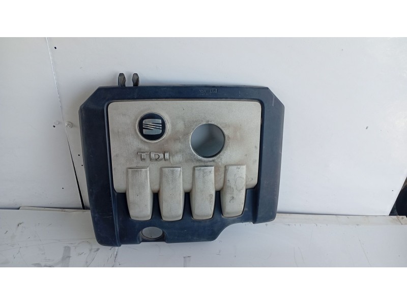 Recambio de tapa motor para seat altea (5p1) 2.0 tdi 16v referencia OEM IAM   