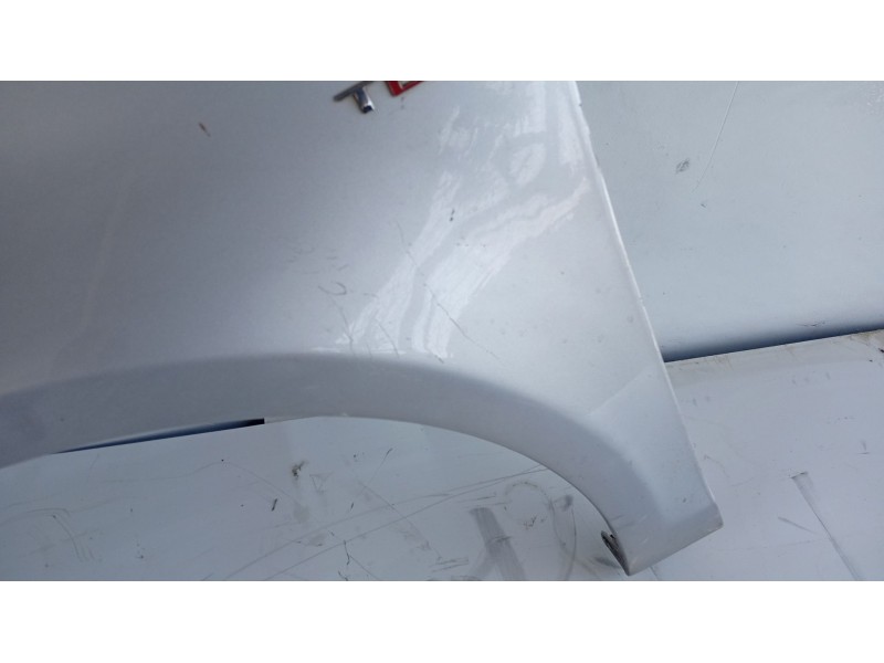 Recambio de aleta delantera izquierda para seat altea (5p1) 2.0 tdi 16v referencia OEM IAM 5P0821021A  