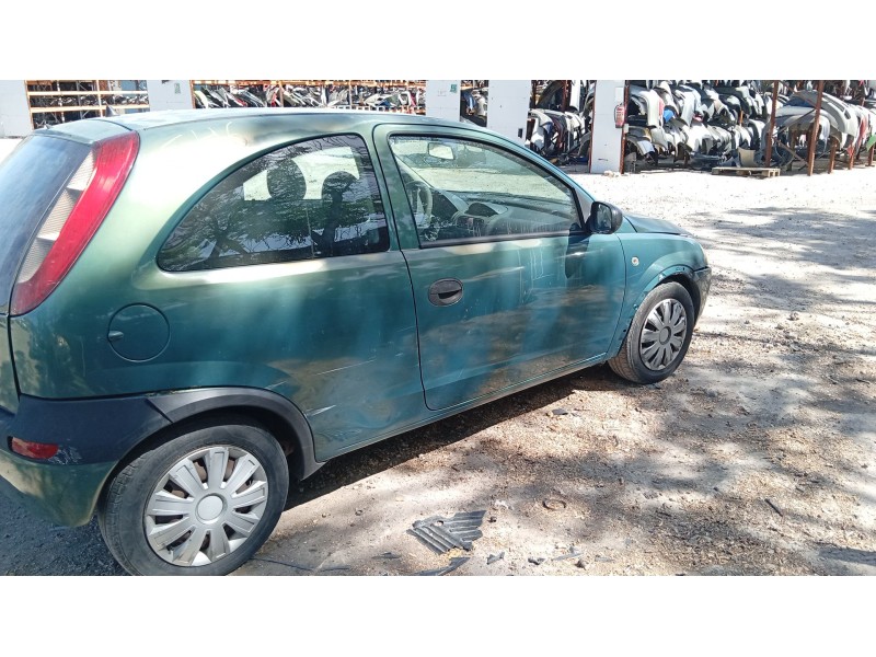 opel corsa c (x01) del año 2003