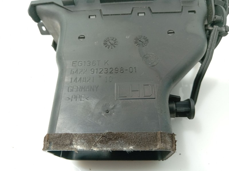 Recambio de aireador lateral derecho para bmw 3 (e90) 318 d referencia OEM IAM 6422912329801 14482110 7132845