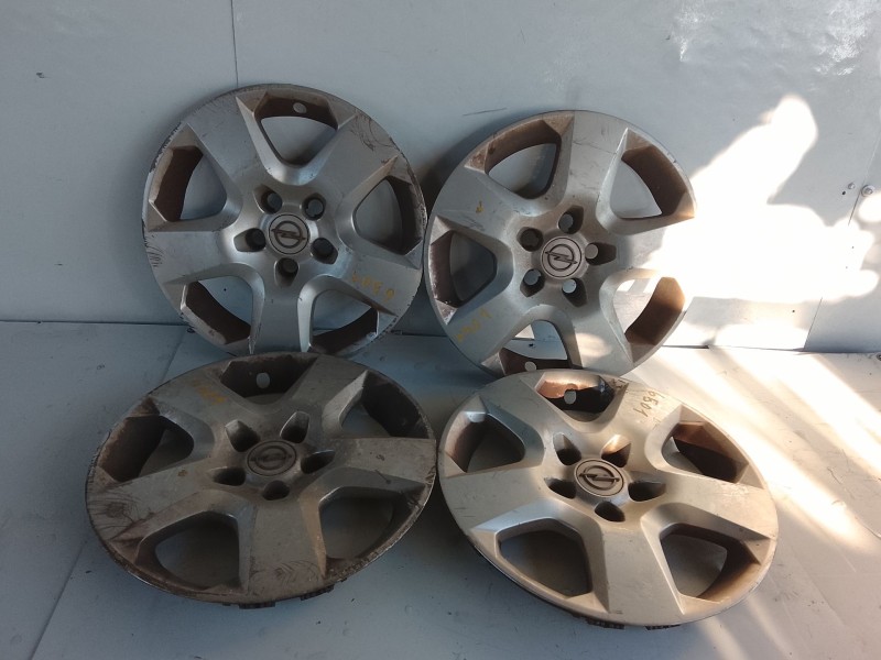 Recambio de tapacubos para opel zafira / zafira family b (a05) 1.9 cdti (m75) referencia OEM IAM   