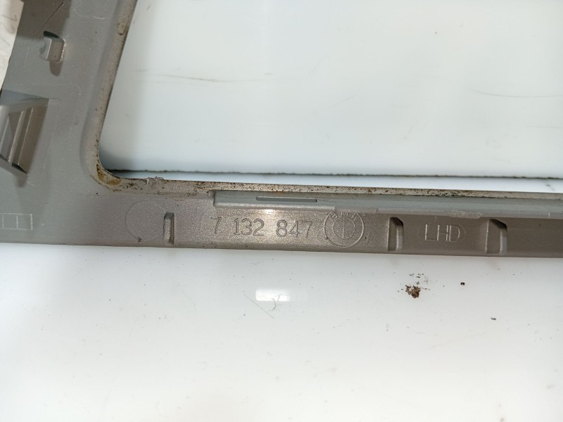 Recambio de moldura para bmw 3 (e90) 318 d referencia OEM IAM   