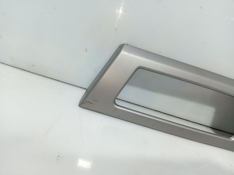 Recambio de moldura para bmw 3 (e90) 318 d referencia OEM IAM   