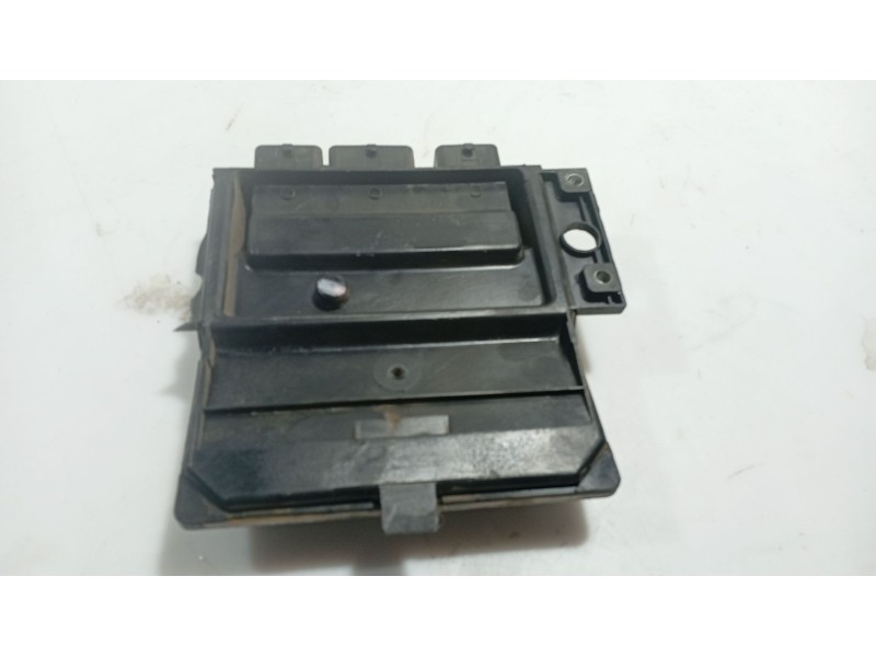 Recambio de centralita motor uce para dacia logan (ls_) 1.5 dci (ls0w) referencia OEM IAM   