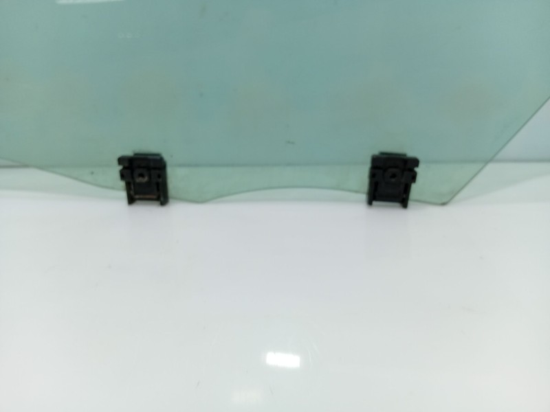 Recambio de luna delantera izquierda para peugeot 208 i (ca_, cc_) 1.0 referencia OEM IAM 9673360780  