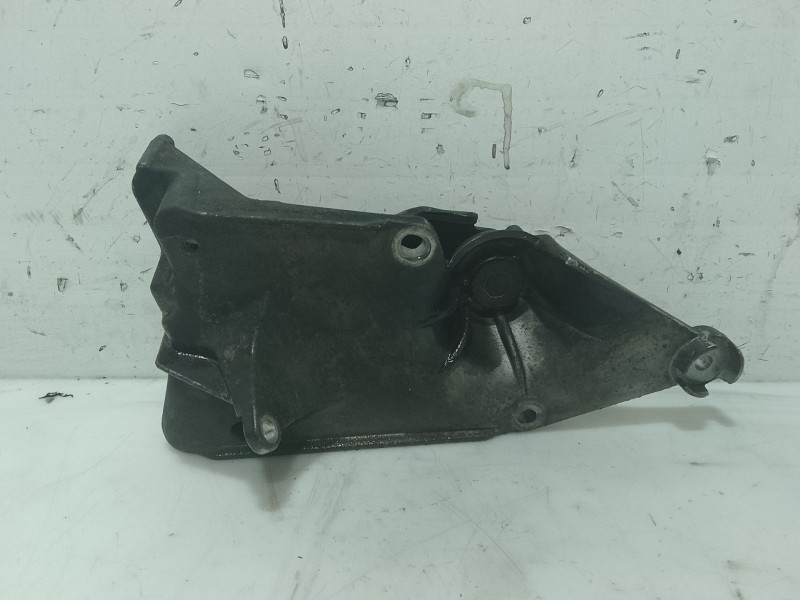Recambio de soporte para citroën xsara picasso (n68) 1.6 hdi referencia OEM IAM   