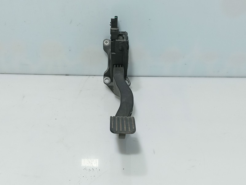Recambio de pedal acelerador para peugeot 208 i (ca_, cc_) 1.0 referencia OEM IAM 1601CW  