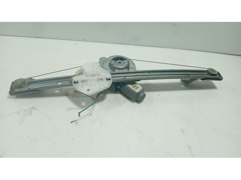 Recambio de elevalunas delantero izquierdo para dacia logan (ls_) 1.5 dci (ls0w) referencia OEM IAM   