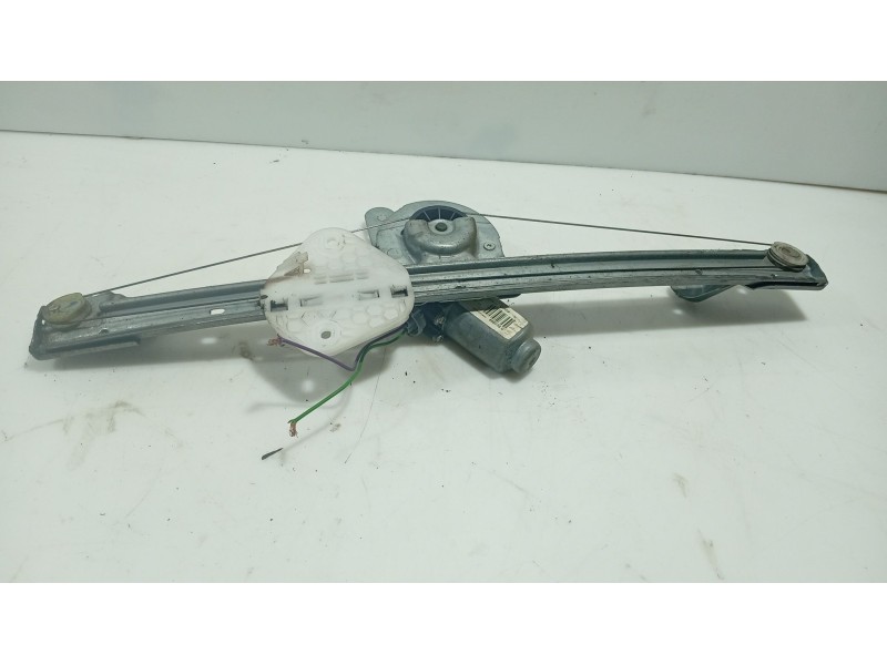 Recambio de elevalunas delantero izquierdo para dacia logan (ls_) 1.5 dci (ls0w) referencia OEM IAM   