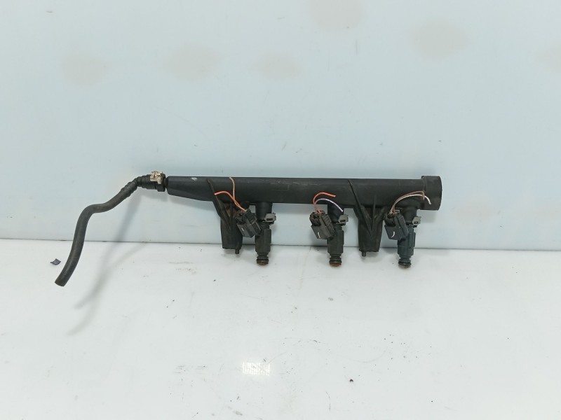 Recambio de rampa inyectora para peugeot 208 i (ca_, cc_) 1.0 referencia OEM IAM 9676020480  