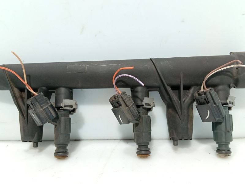 Recambio de rampa inyectora para peugeot 208 i (ca_, cc_) 1.0 referencia OEM IAM 9676020480  