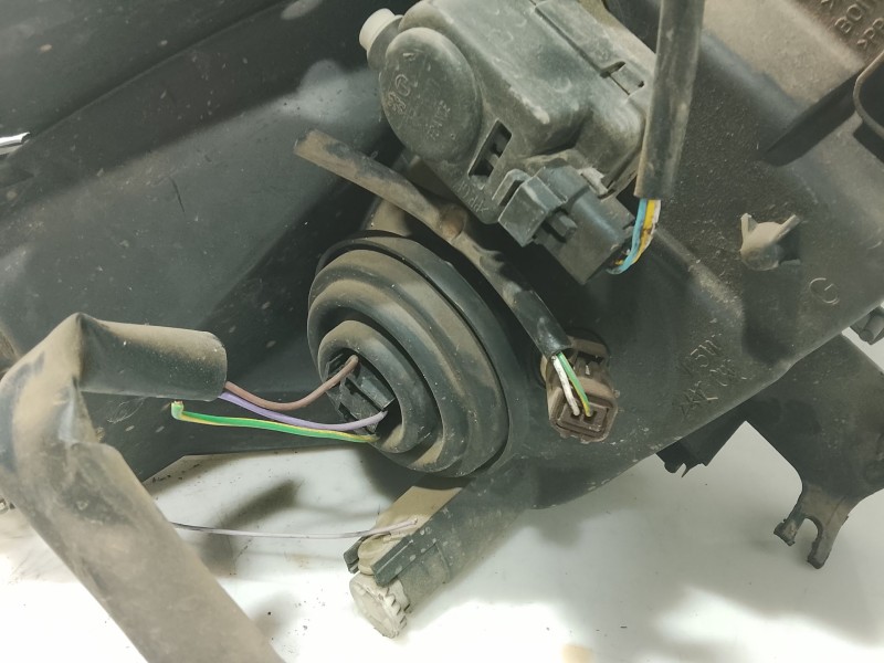 Recambio de faro izquierdo para citroën xsara picasso (n68) 1.6 hdi referencia OEM IAM 6204W0  