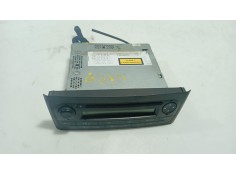 Recambio de sistema audio / radio cd para fiat grande punto (199_) 1.4 16v (199bxg1b, 199axg1b) referencia OEM IAM    2