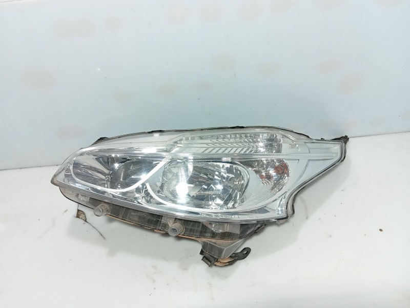Recambio de faro izquierdo para peugeot 208 i (ca_, cc_) 1.0 referencia OEM IAM 1685351580  