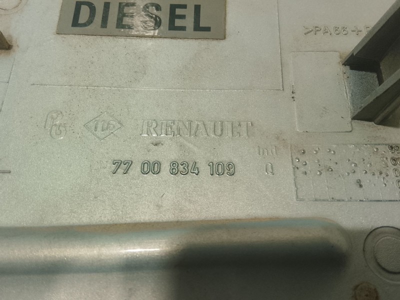 Recambio de tapa combustible para renault megane i (ba0/1_) 1.9 dti (ba1u) referencia OEM IAM   