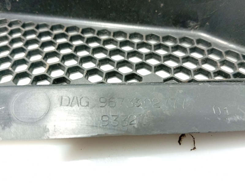 Recambio de moldura para peugeot 208 i (ca_, cc_) 1.0 referencia OEM IAM   