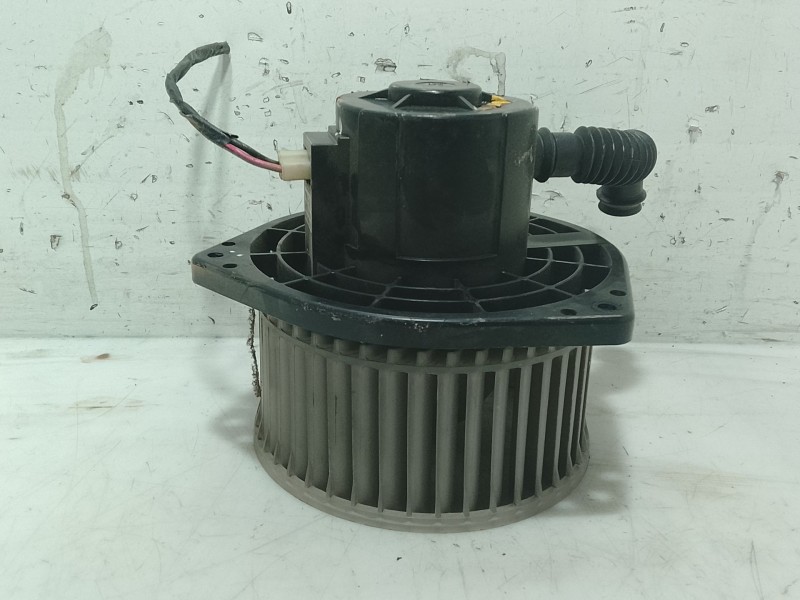 Recambio de ventilador calefaccion para daewoo kalos sedán (klas) 1.4 referencia OEM IAM 95978694  