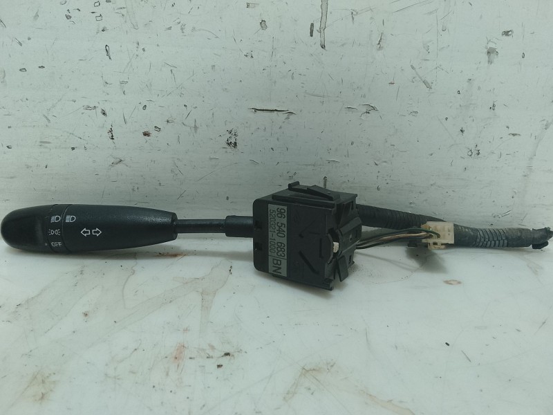 Recambio de mando luces para daewoo kalos sedán (klas) 1.4 referencia OEM IAM   