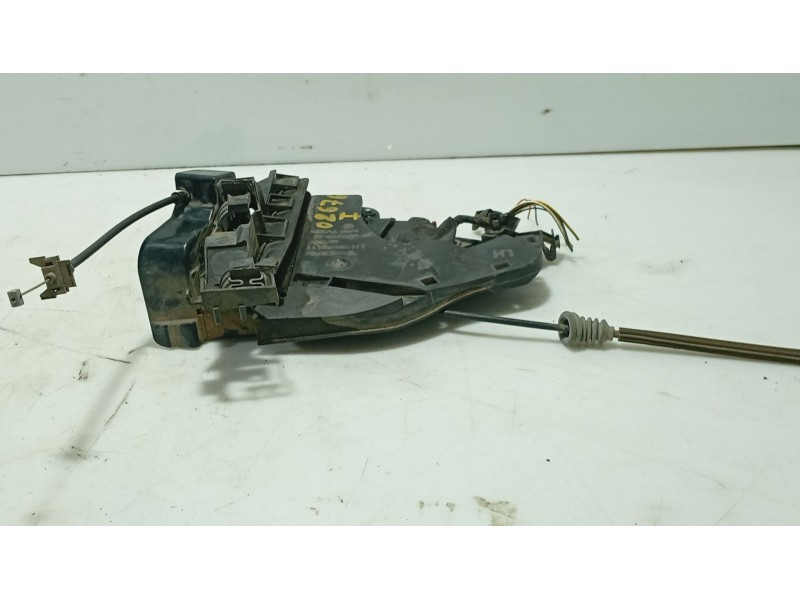 Recambio de cerradura puerta trasera izquierda para volvo v50 familiar referencia OEM IAM 31253677  