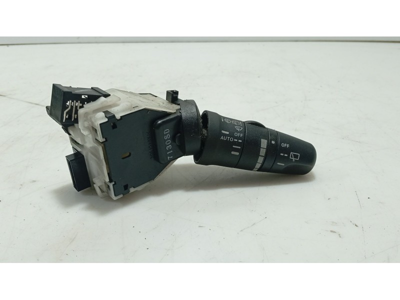 Recambio de mando limpia para nissan tiida hatchback (c11) 1.5 dci referencia OEM IAM   