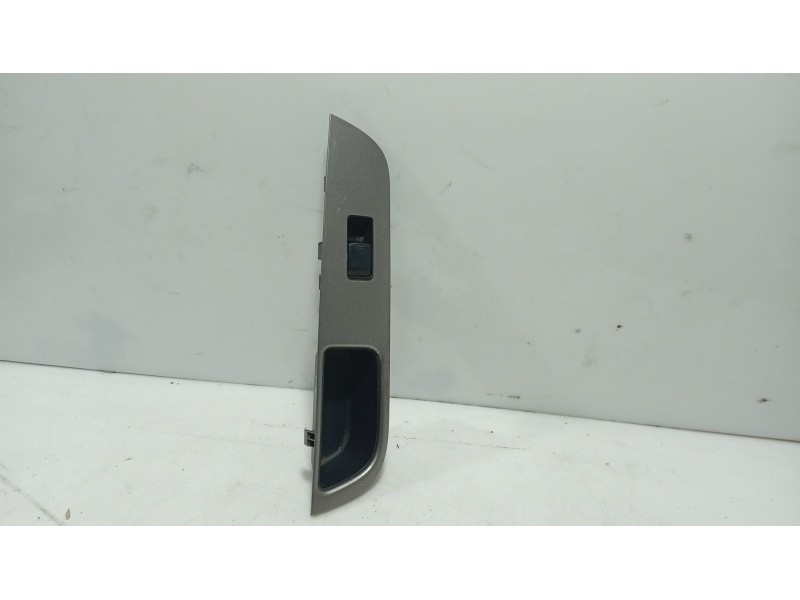 Recambio de mando elevalunas trasero izquierdo para nissan tiida hatchback (c11) 1.5 dci referencia OEM IAM   