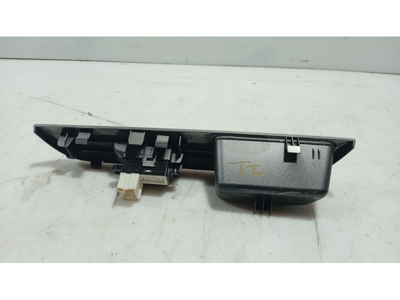 Recambio de mando elevalunas trasero izquierdo para nissan tiida hatchback (c11) 1.5 dci referencia OEM IAM   